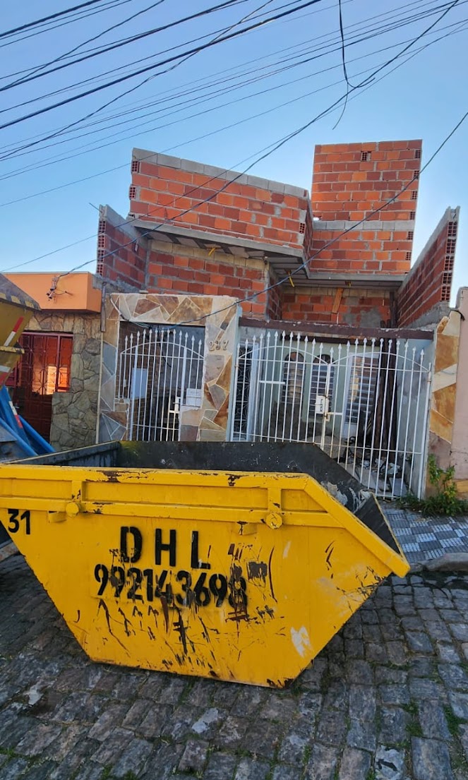 Caçamba DHL